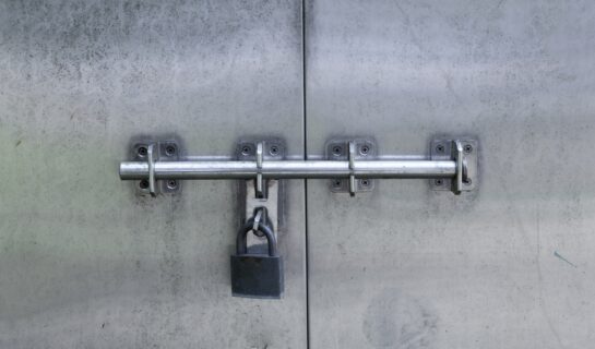 Mieterseitiger Einbau eines Türstangenschlosses – Beseitigungsanspruch des Vermieters Mieterseitiger Einbau eines Türstangenschlosses – Beseitigungsanspruch des Vermieters